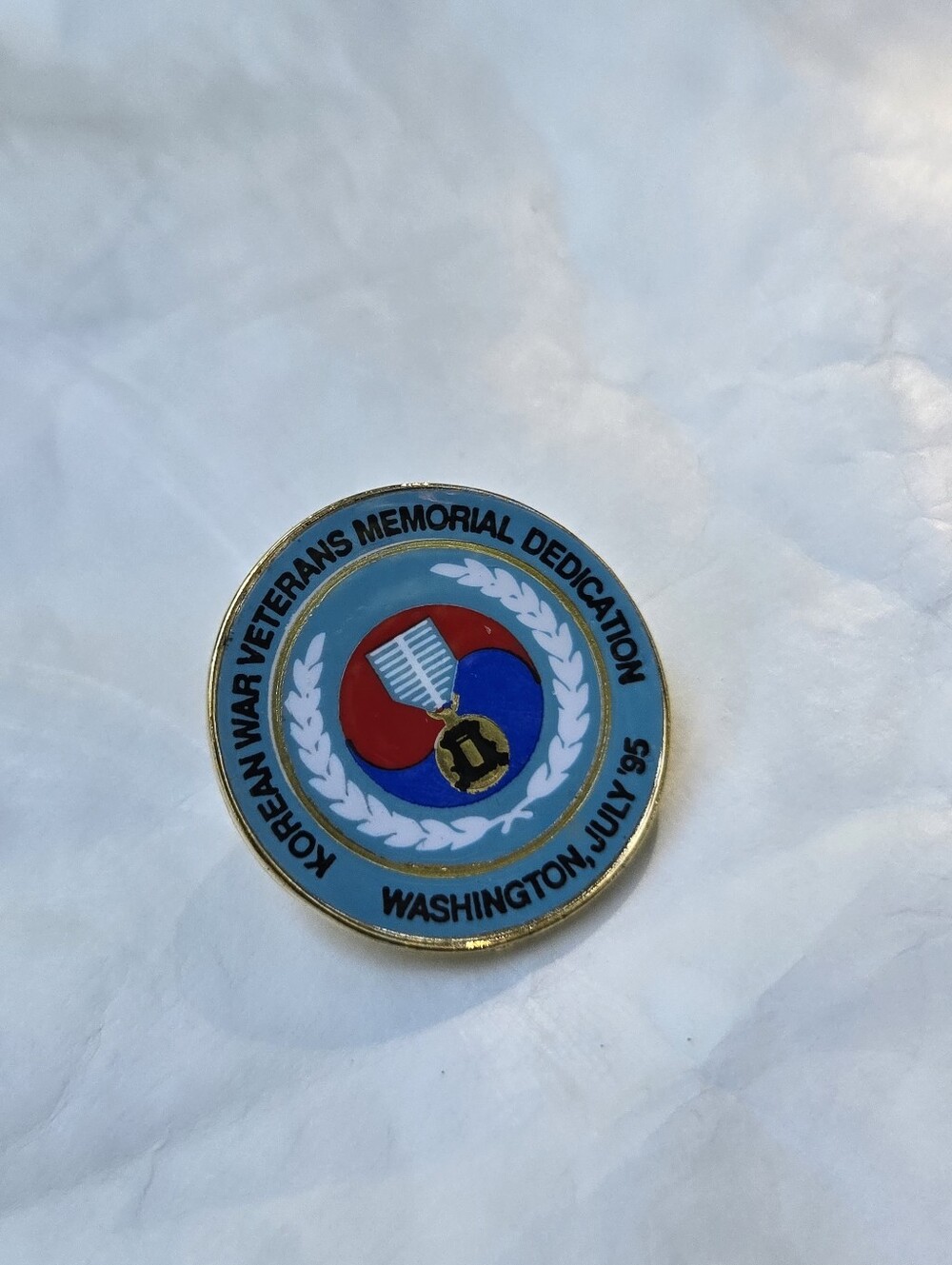 1995 Korean War Veterans Memorial Dedication Lapel Pin Military Pinback Vintage